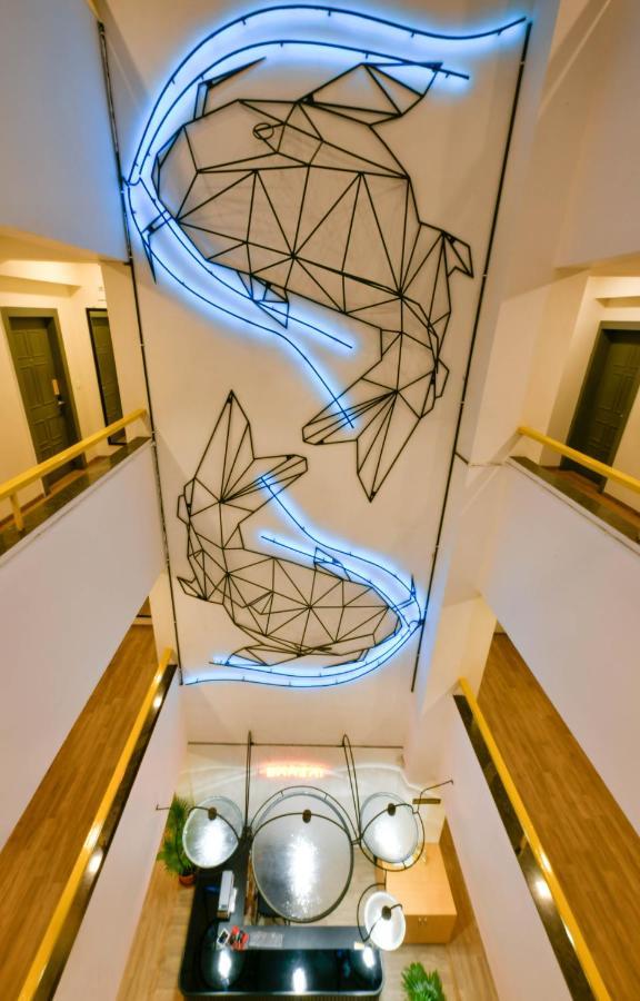 Banzai Rooms Насик Экстерьер фото