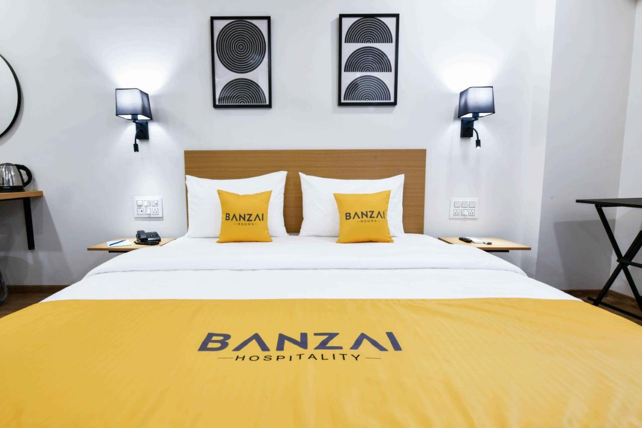 Banzai Rooms Насик Экстерьер фото