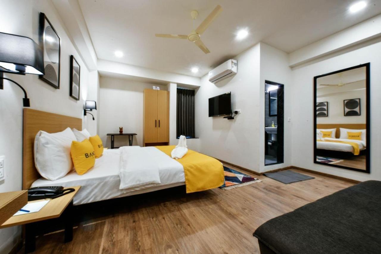 Banzai Rooms Насик Экстерьер фото