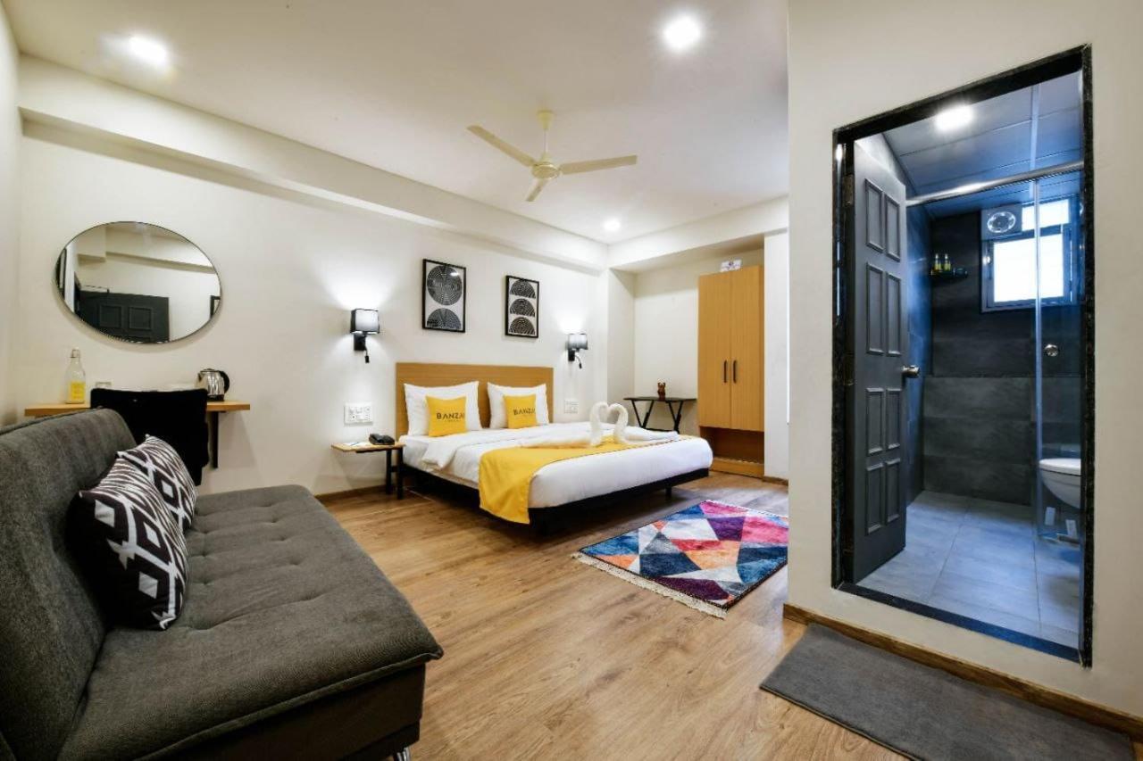 Banzai Rooms Насик Экстерьер фото