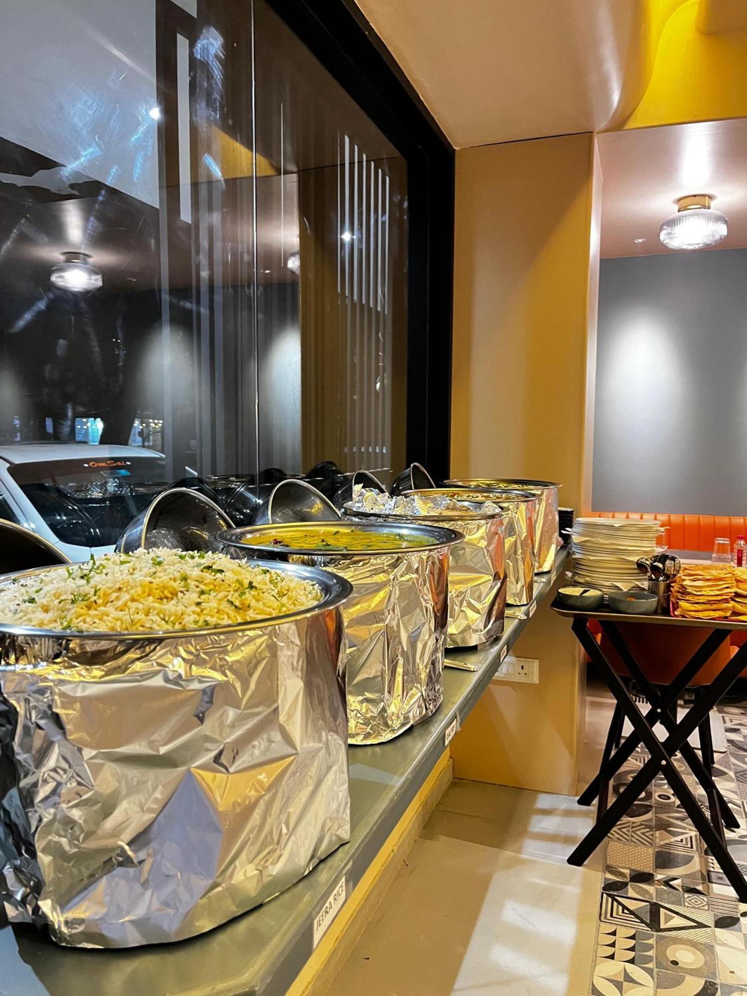 Banzai Rooms Насик Экстерьер фото