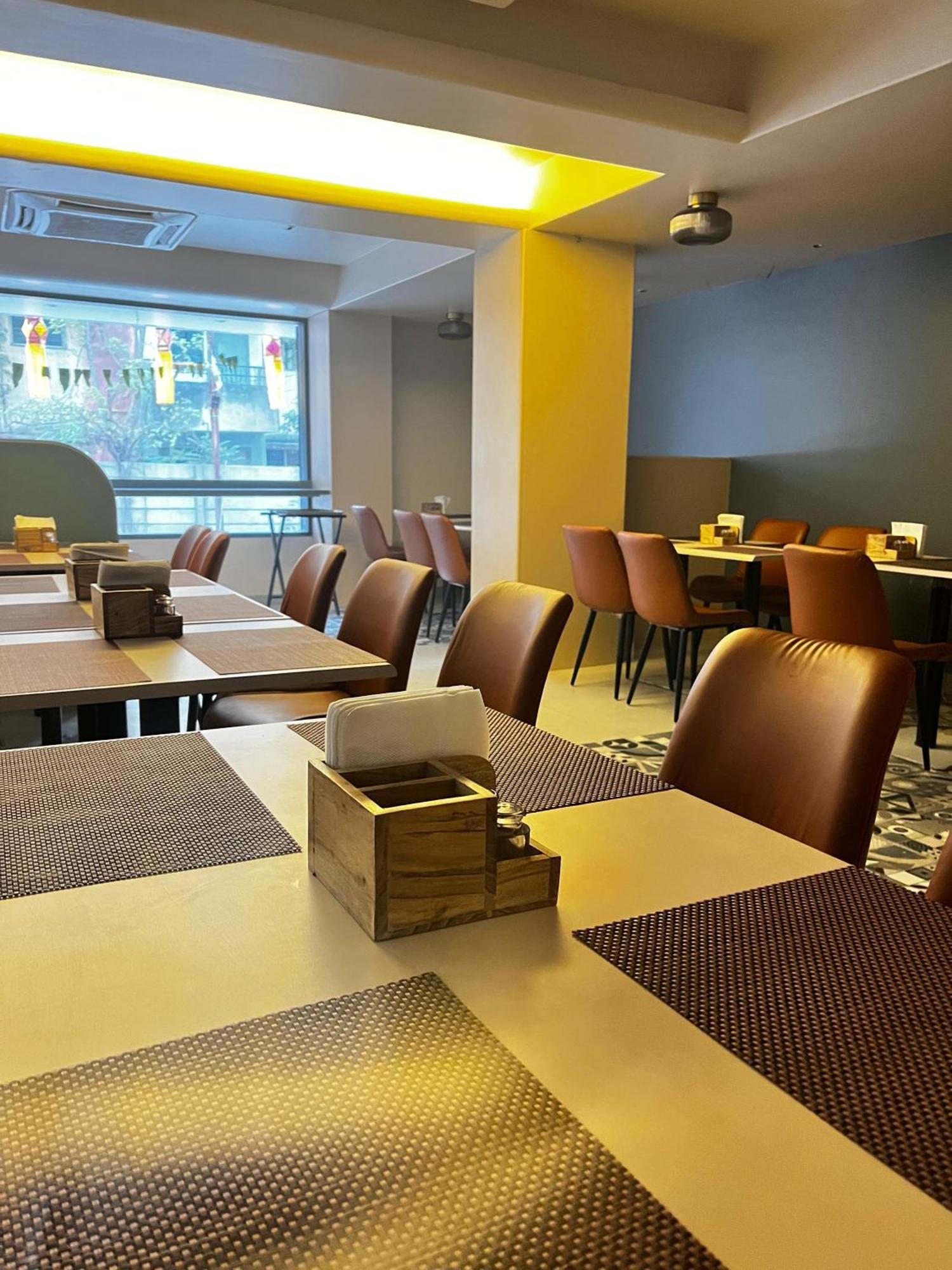 Banzai Rooms Насик Экстерьер фото